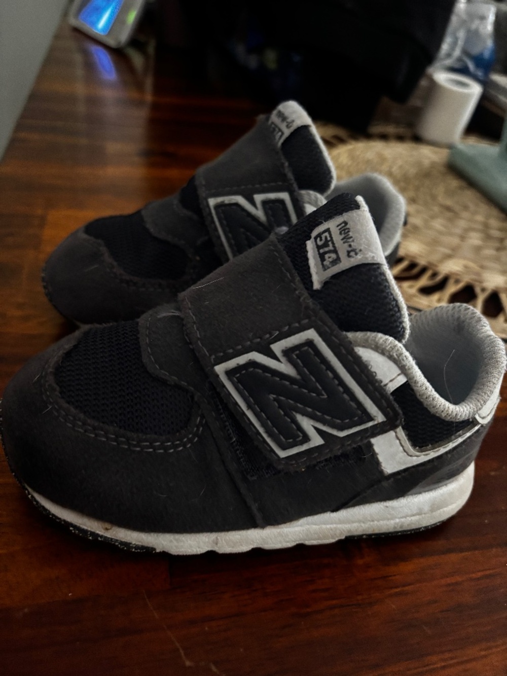 Toddler New Balance 574 NEW-B Hook & Look EXTRA WIDE shoe